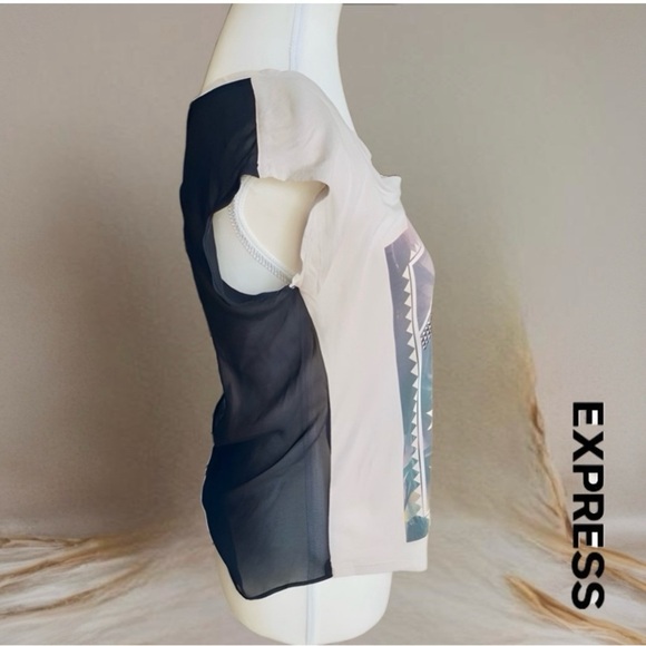 Express Graphic Print Women's Top - Cream w/ 🌸 embroidery - Picture 6 of 11